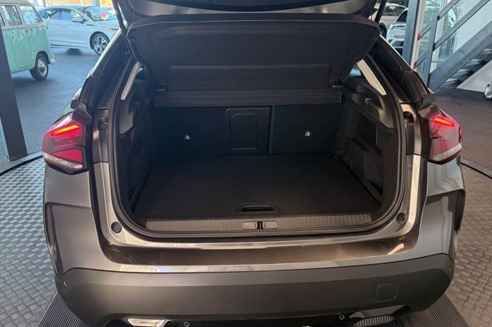 Grå Citroën ë-C4 fra 2024