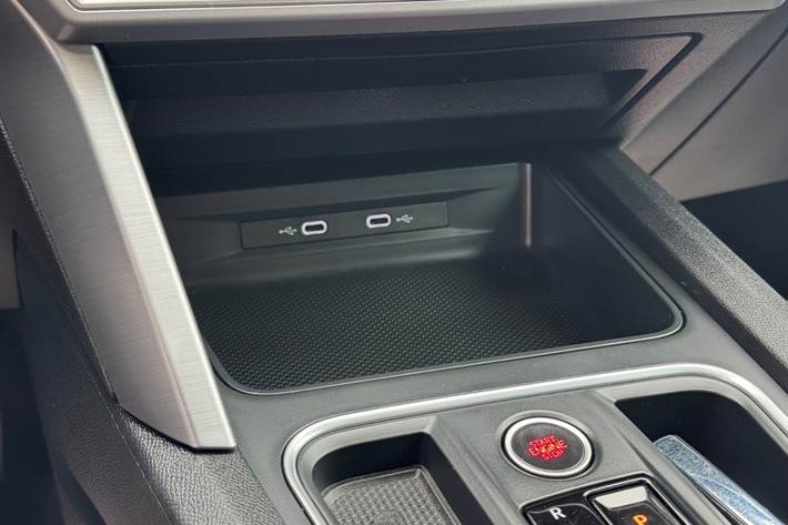 Sort Seat Leon fra 2021