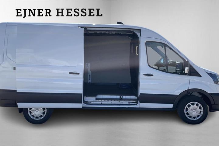 Hvid Ford E-Transit 350 L3 Van fra 2025 set udefra