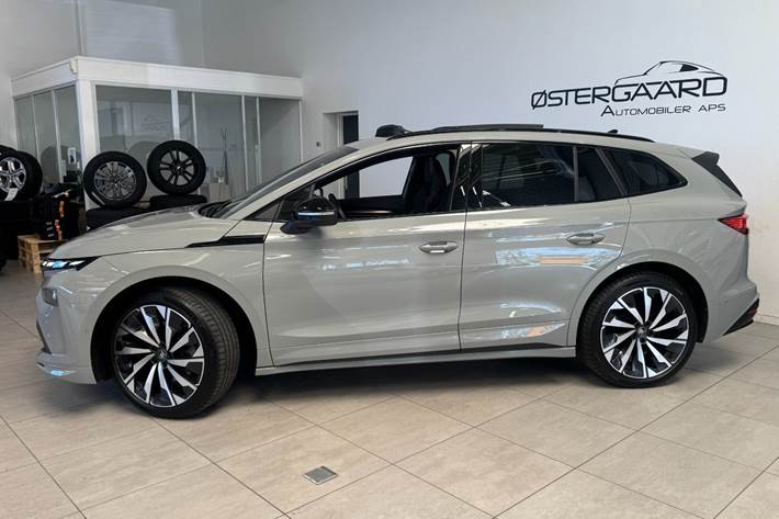 Grå Skoda Enyaq fra 2026