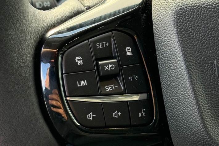Sort Ford E-Transit Custom 340 L2 fra 2026