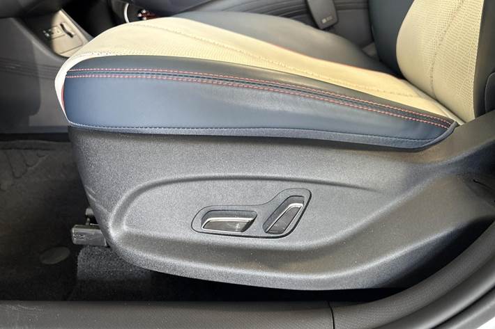 Hvid BYD Atto 3 fra 2025