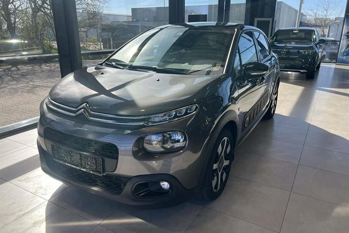Grå Citroën C3 fra 2019 set udefra