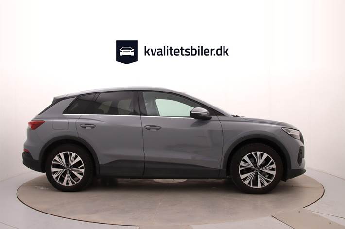Grå Audi Q4 fra 2021