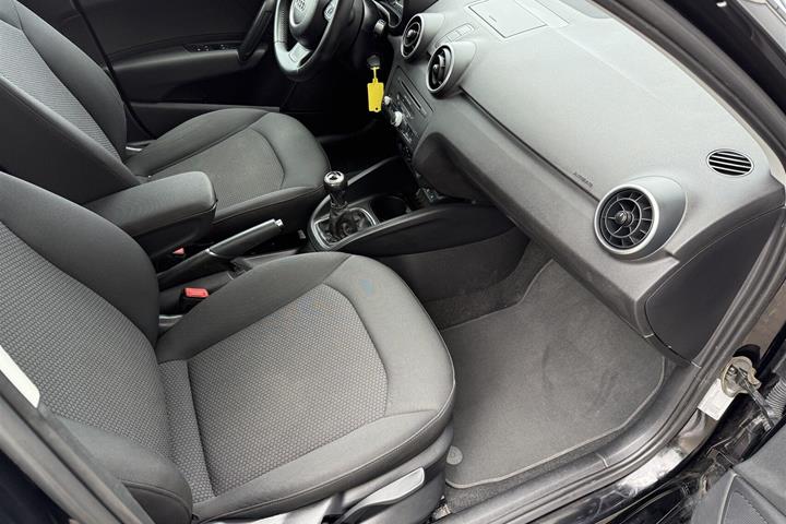 Sort Audi A1 fra 2014