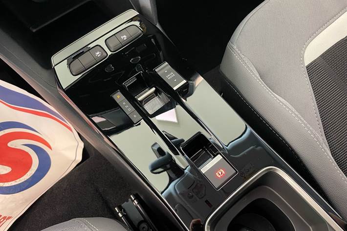 Grøn Opel Mokka-e fra 2024