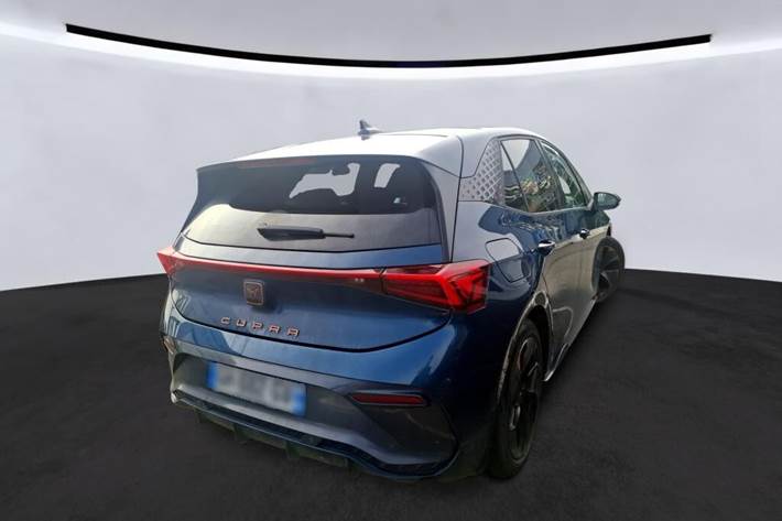 Blå Cupra Born fra 2022