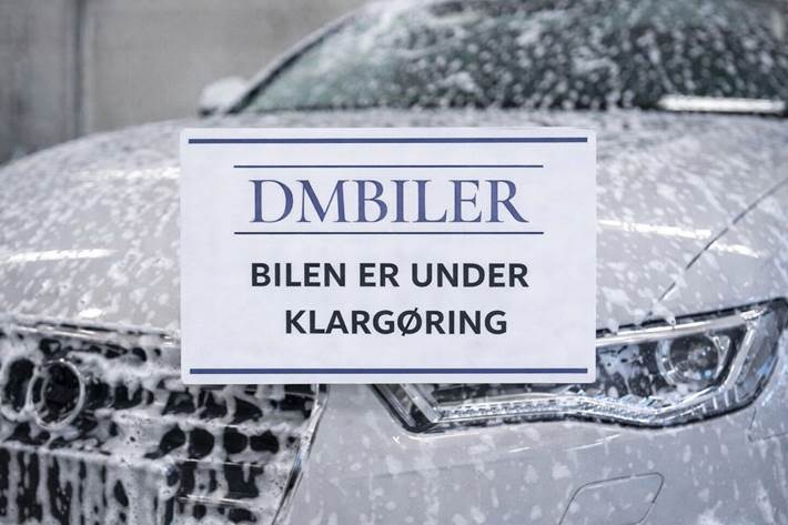 Sort Peugeot 308 fra 2015