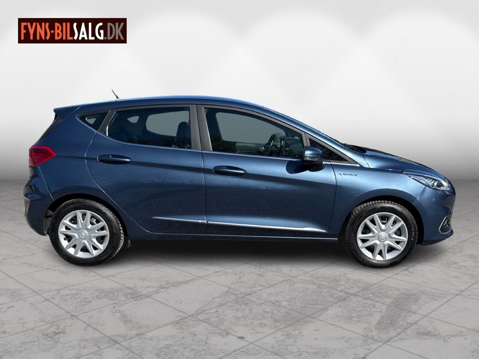 Blå Ford Fiesta fra 2019