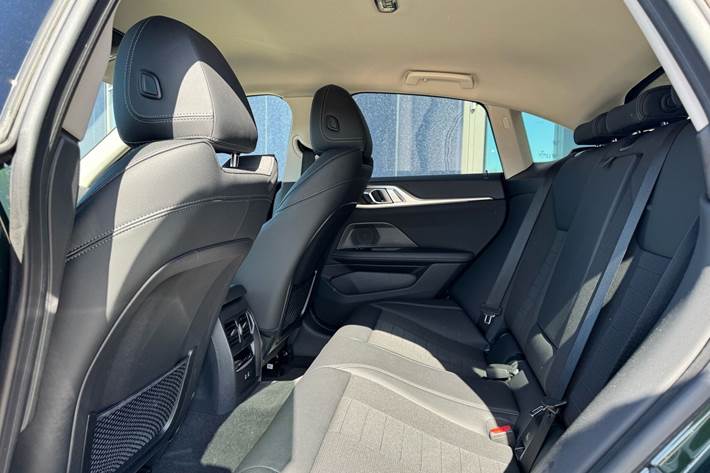 Grøn BMW i4 fra 2022