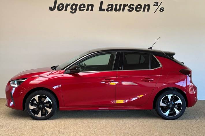 Rød Opel Corsa-e fra 2023