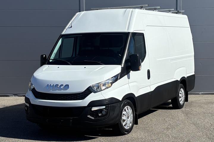 Hvid Iveco Daily fra 2016