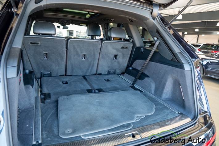 Sort Audi Q7 fra 2018