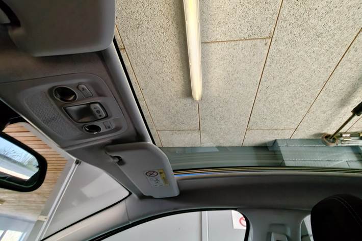 undefined Peugeot 208 fra 2015