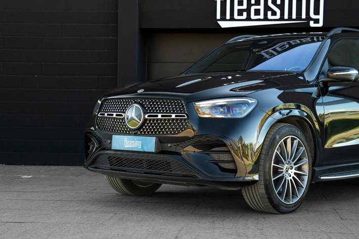 Sort Mercedes GLE350 de fra 2024