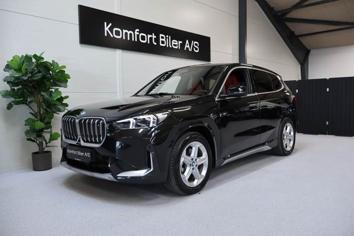 Sort BMW iX1 fra 2023