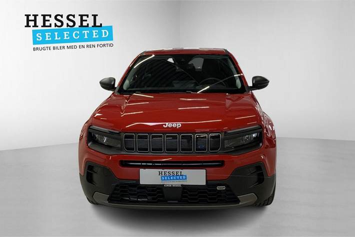 Rød Jeep Avenger fra 2023