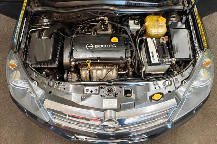 undefined Opel Astra fra 2011