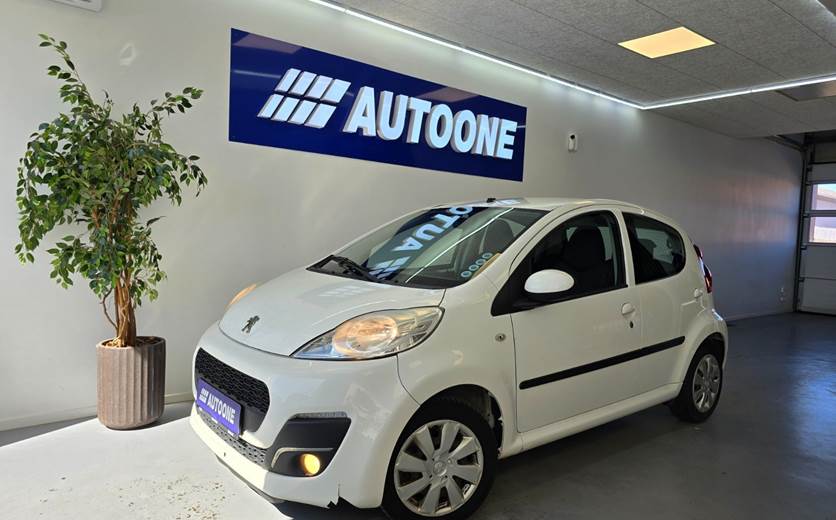 Peugeot 107 1,0 White