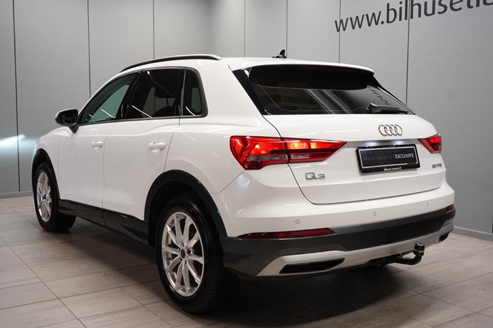 Hvid Audi Q3 fra 2020