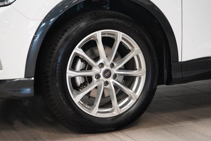 Hvid Audi Q3 fra 2020