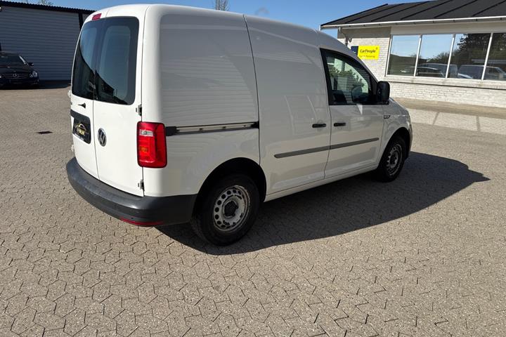 Hvid VW Caddy fra 2018