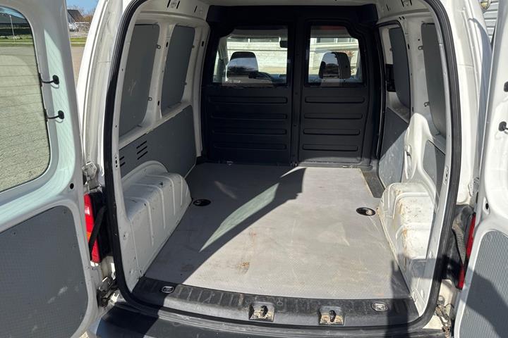 Hvid VW Caddy fra 2018