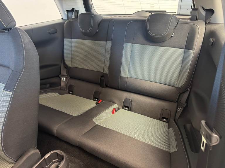 Mini Cooper SE Essential Trim