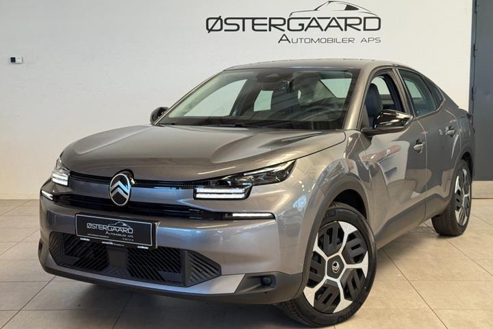 Grå Citroën ë-C4 X fra 2025 set udefra