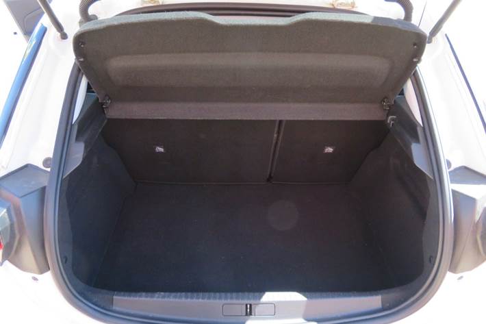 Hvid Opel Corsa fra 2021