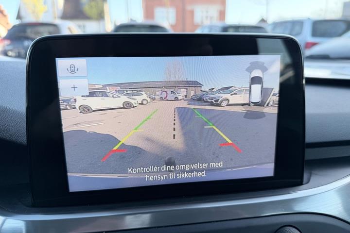 Blå Ford Focus fra 2019