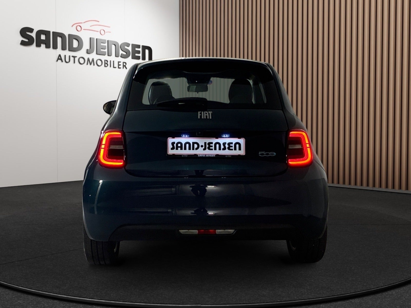 Grøn Fiat 500e fra 2022