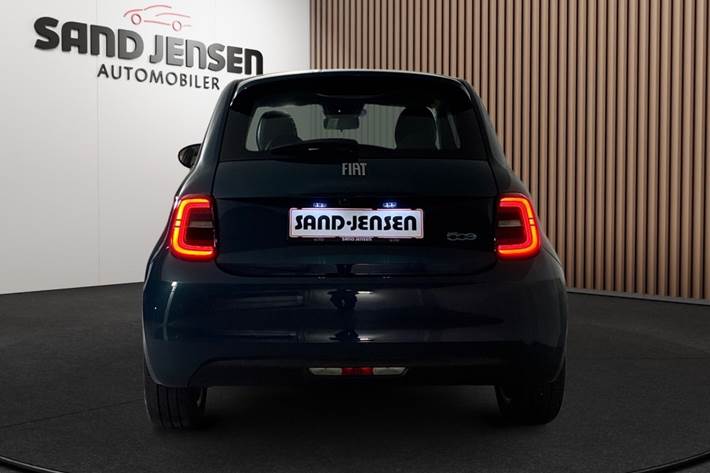 Grøn Fiat 500e fra 2022