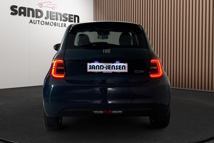 Grøn Fiat 500e fra 2022