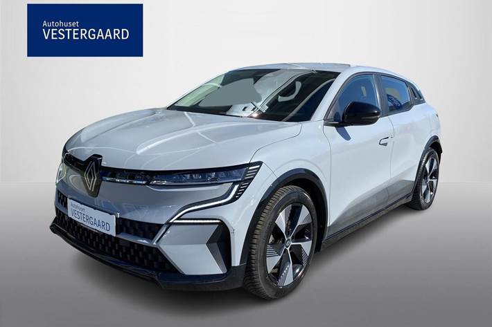 Grå Renault Megane E-Tech fra 2022 set udefra