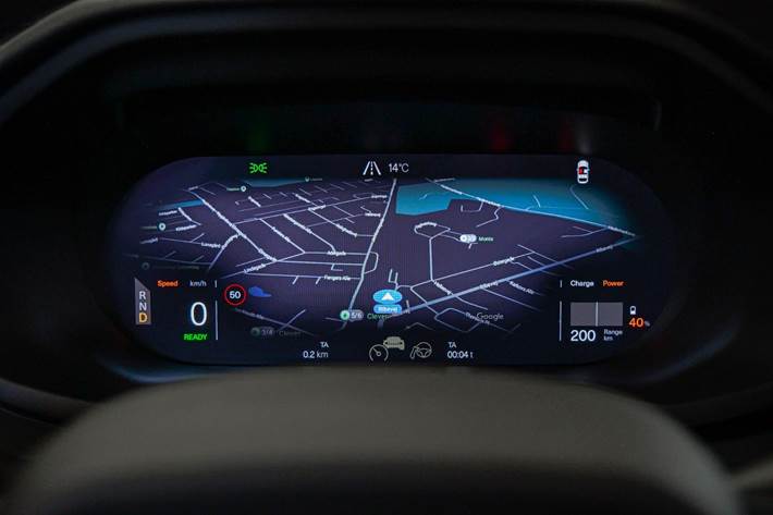 Sort Polestar 2 fra 2024