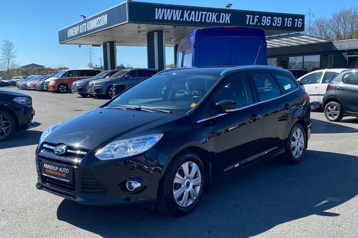 Sort Ford Focus fra 2013