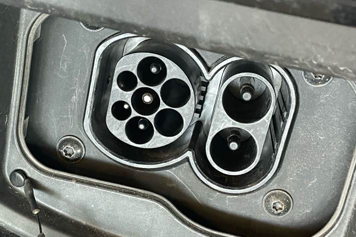 Grå Aiways U5 fra 2021