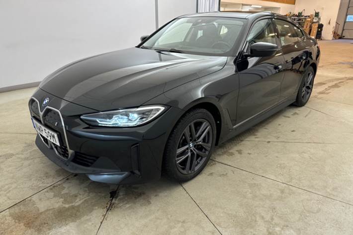 Sort BMW i4 fra 2024