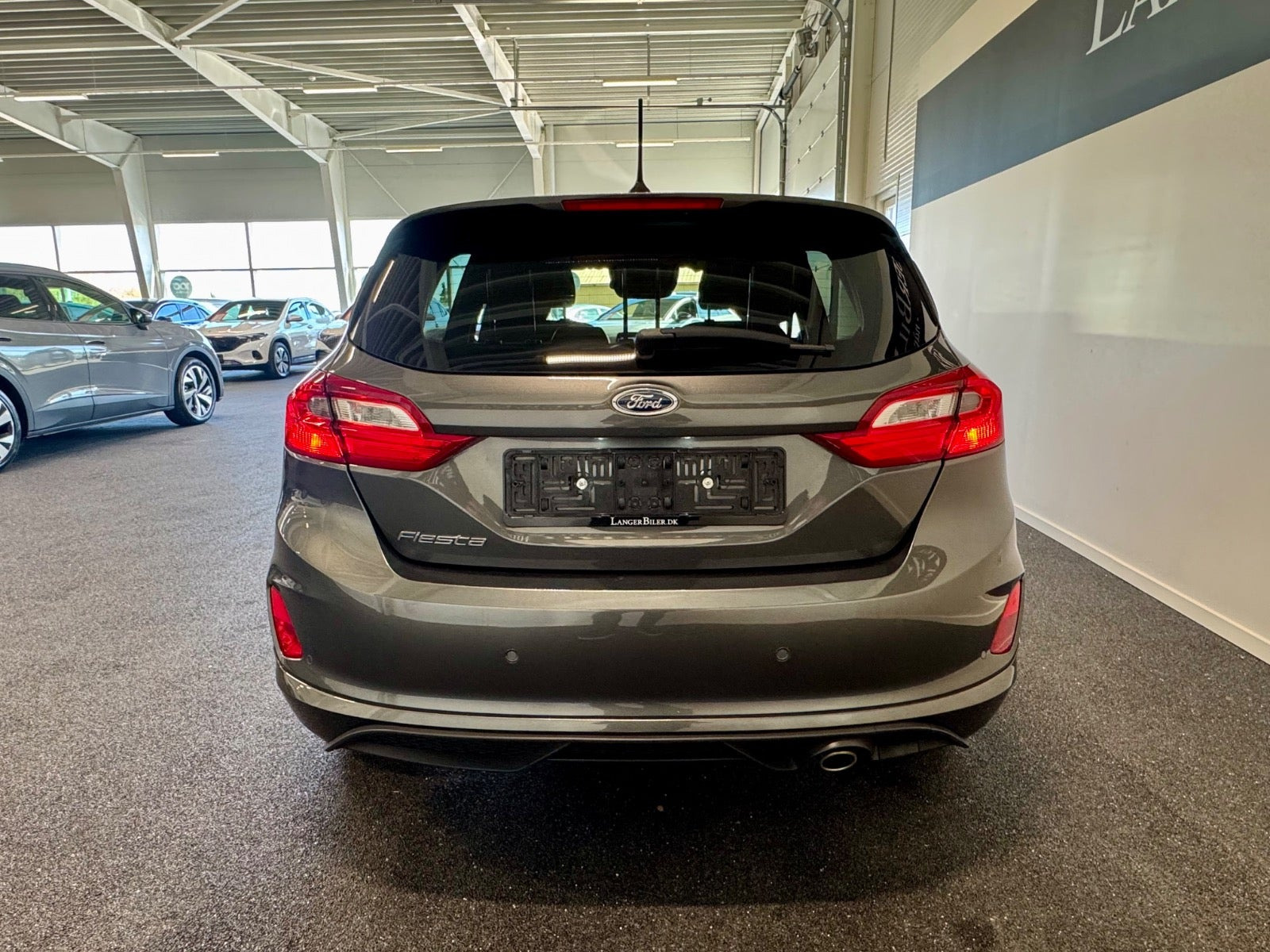 Grå Ford Fiesta fra 2019