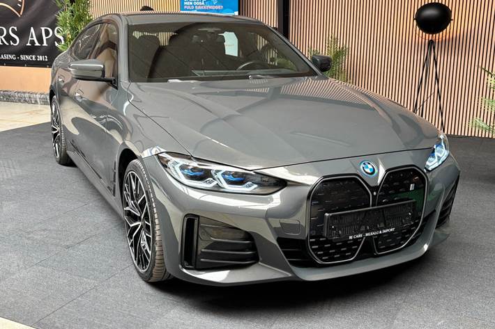 Grå BMW i4 fra 2022