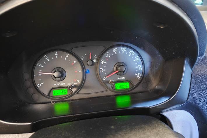 Gul Kia Picanto fra 2006