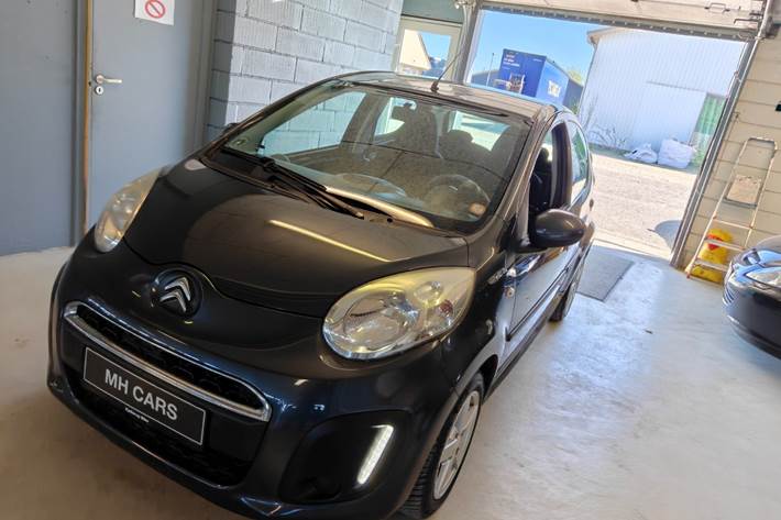 Gul Citroën C1 fra 2014