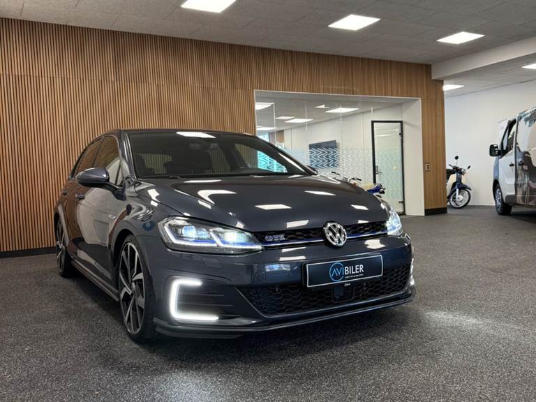 VW Golf VII 1,4 GTE DSG