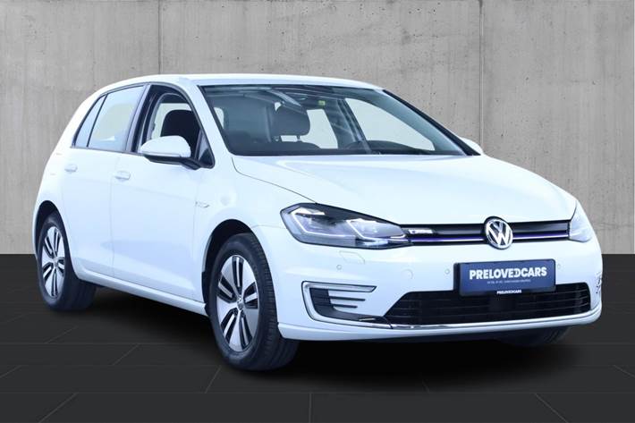 Hvid VW e-Golf VII fra 2021