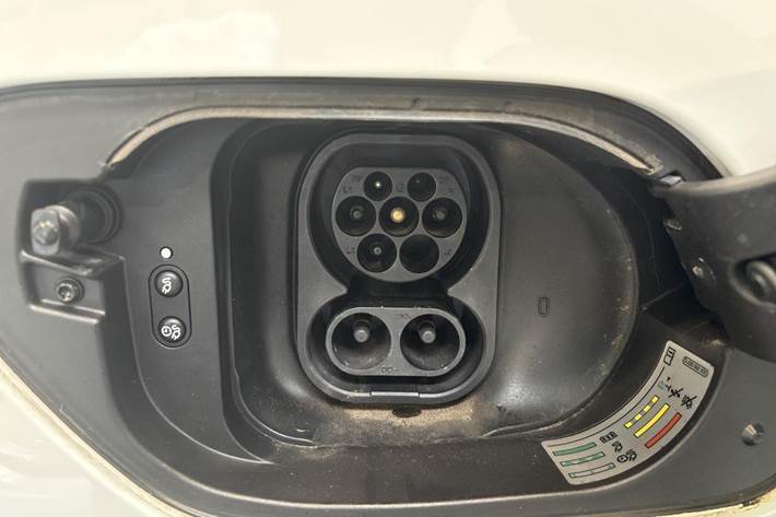 Hvid VW e-Golf VII fra 2021