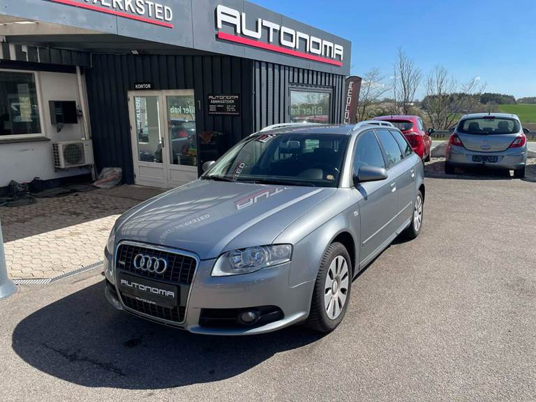 Audi A4 2,0 S-line Avant