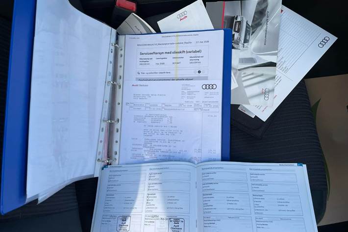 Grå Audi A4 fra 2008