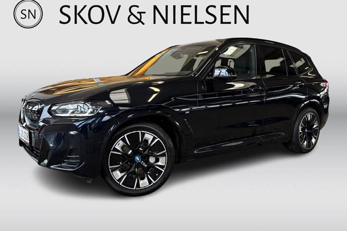 Sort BMW iX3 fra 2023