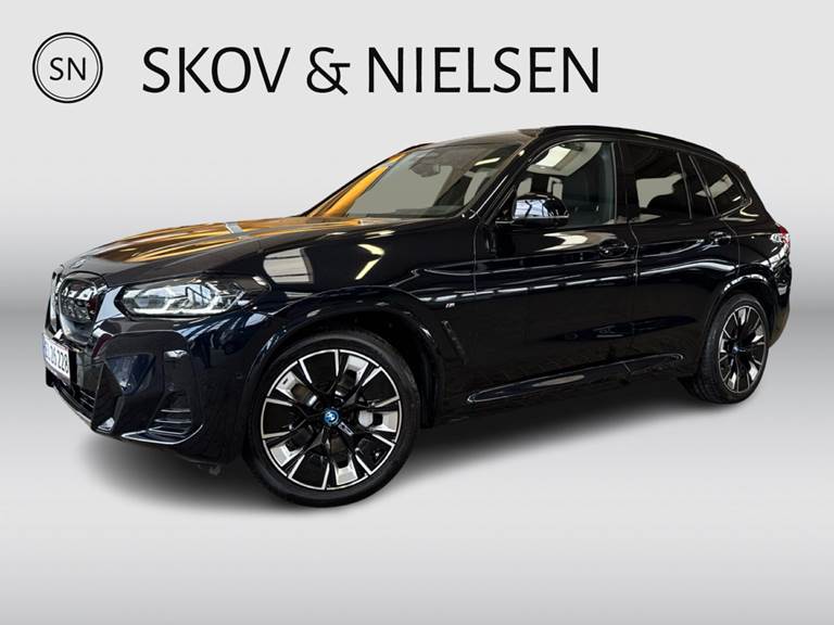 BMW iX3 Charged Plus M-Sport